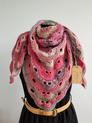 Vintage Heart Shawl | Pink Crocheted Shawl & Scarf
