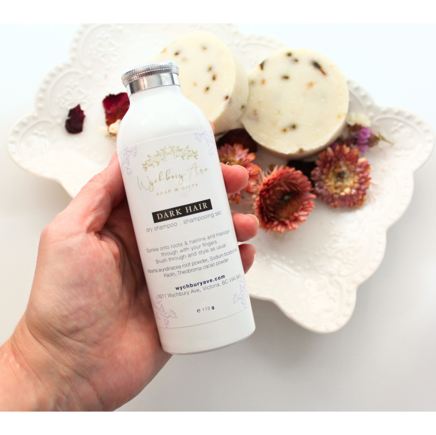 aerosol free dry shampoo in powder shaker 